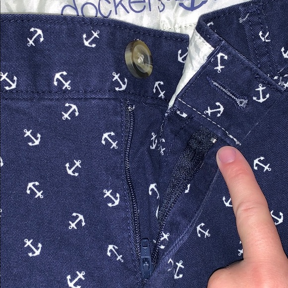 Dockers Shorts - Picture 3 of 6